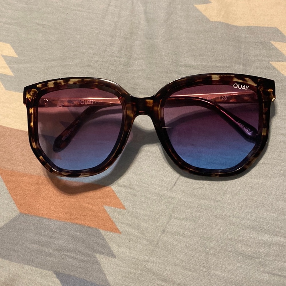 Coffee run Quay sunglasses never been worn